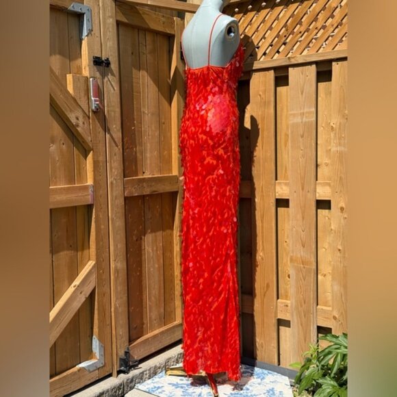 🆕 MISHA COLLECTION 🧿 NWOT Red Sapphire Sequins Maxi Dress, Sz M US 6 - Picture 8 of 14